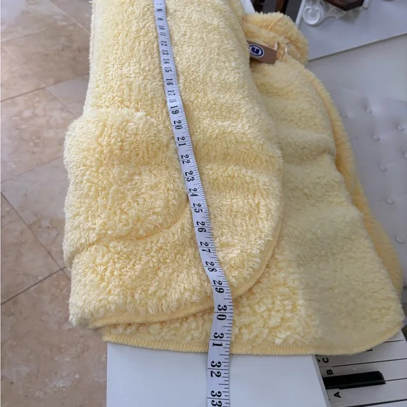 Plush Hooded Teddy Coat in Bright Yellow - Picture 9 of 9